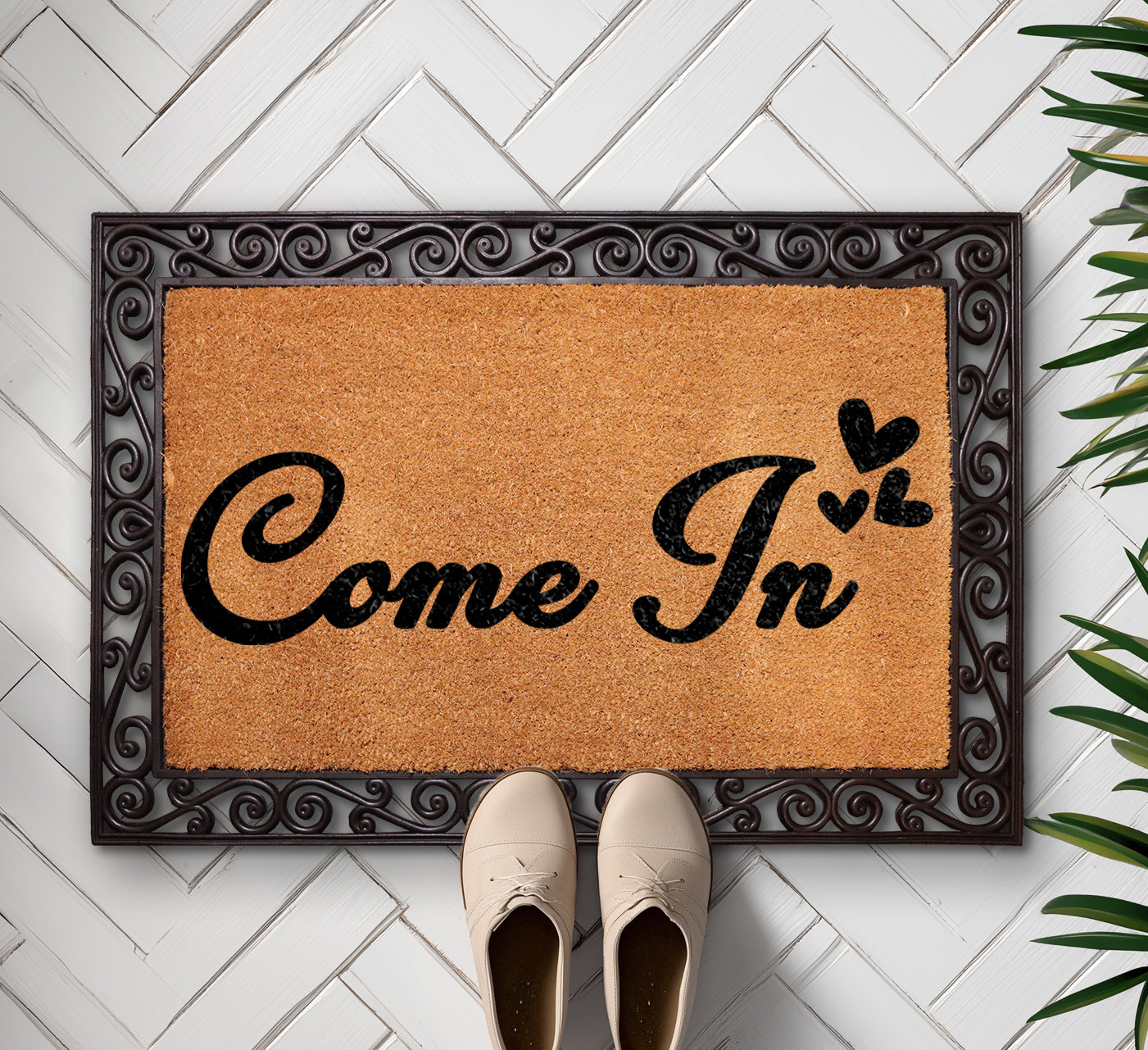 Stylish Heart Welcome Mat, Perfect Housewarming Gift, Outdoor Floor Mat.