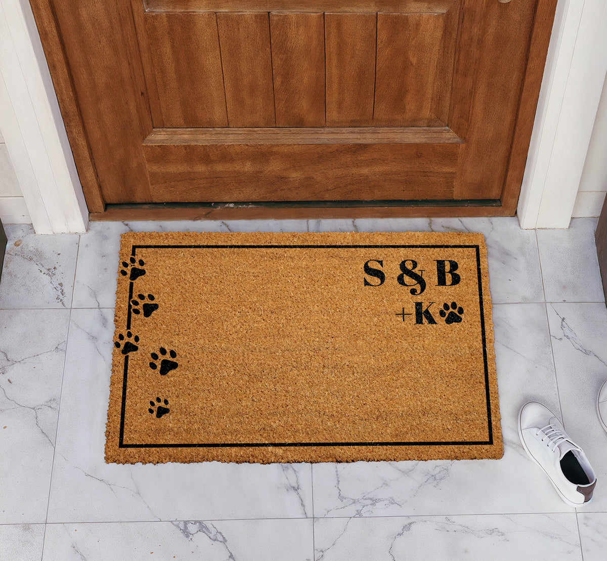 Custom Family & Pet Doormat, Personalized Initials and Paw Prints Welcome Mat