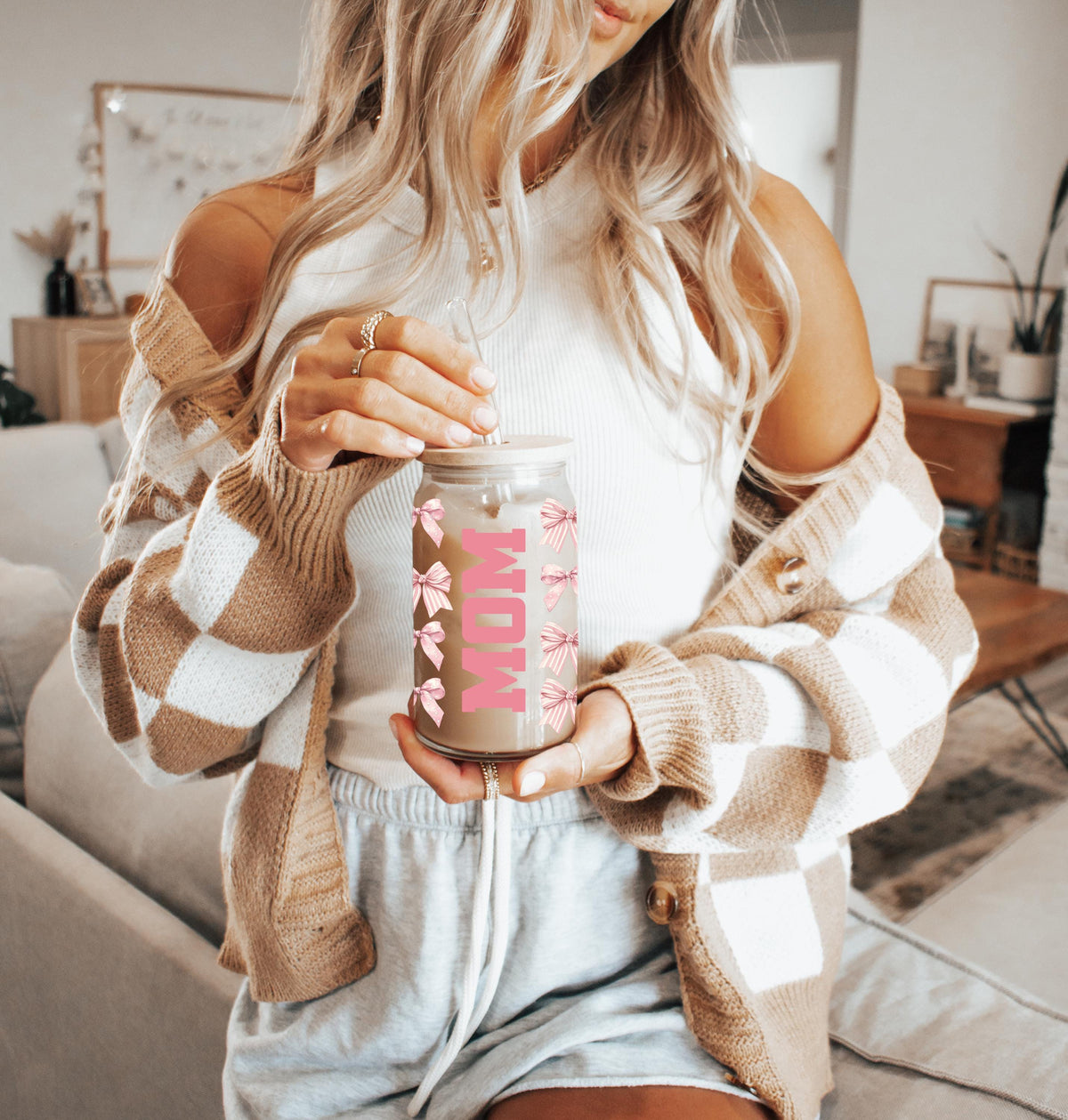 Pink Coquettes Bows Mom Can Glass Tumbler, Cute Mother's Day Gift, Mom's Iced Coffee Cup