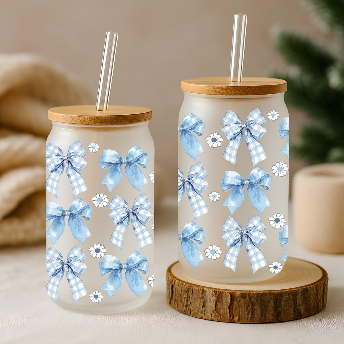 Blue Bows Pattern Can Glass Tumbler, Gingham Design Coquettes And Daisy Print Iced Coffee Cup