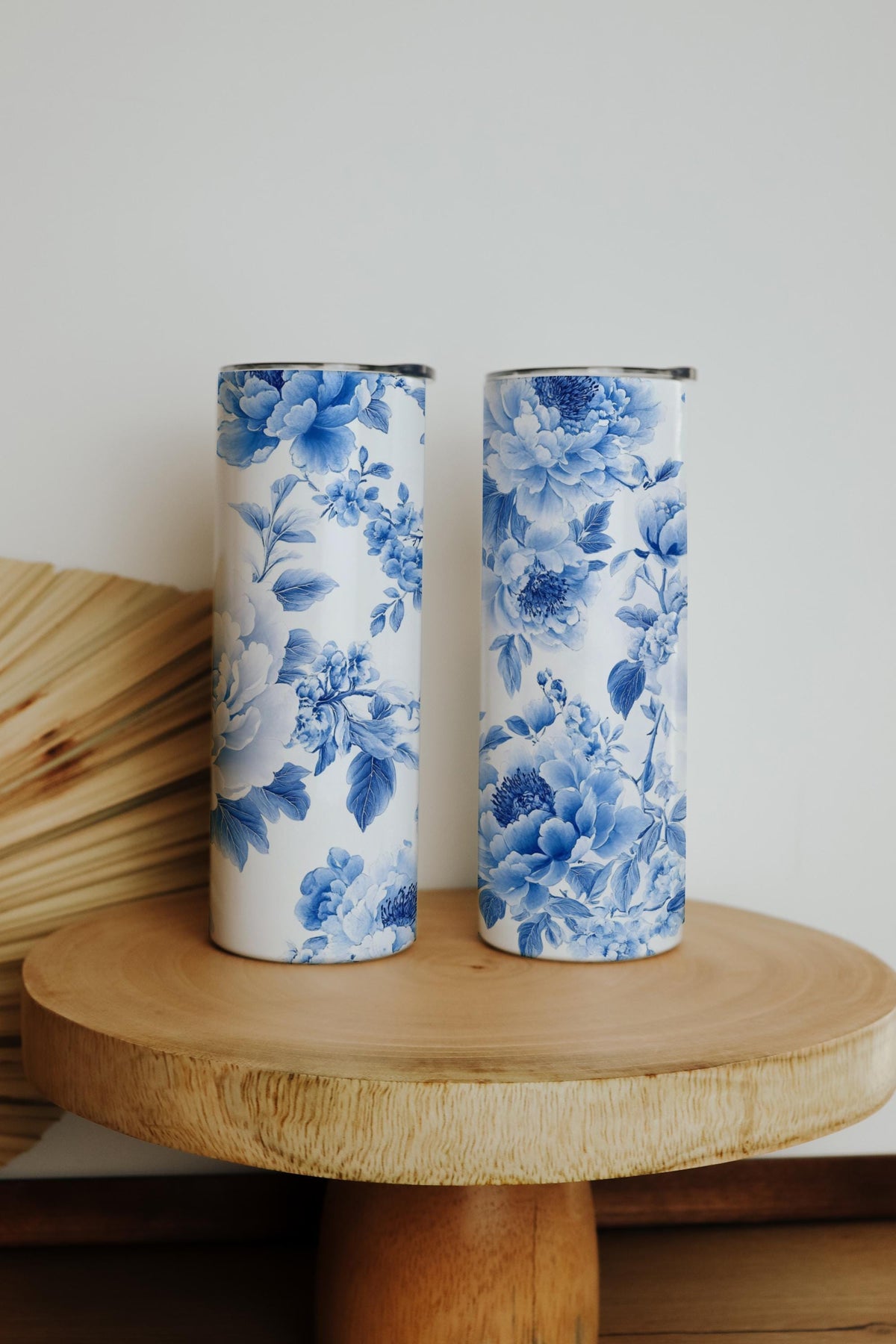 Elegant Blue Peony Flower Design Tumbler, Chinoiserie Porcelain Theme Floral Insulated Tumbler