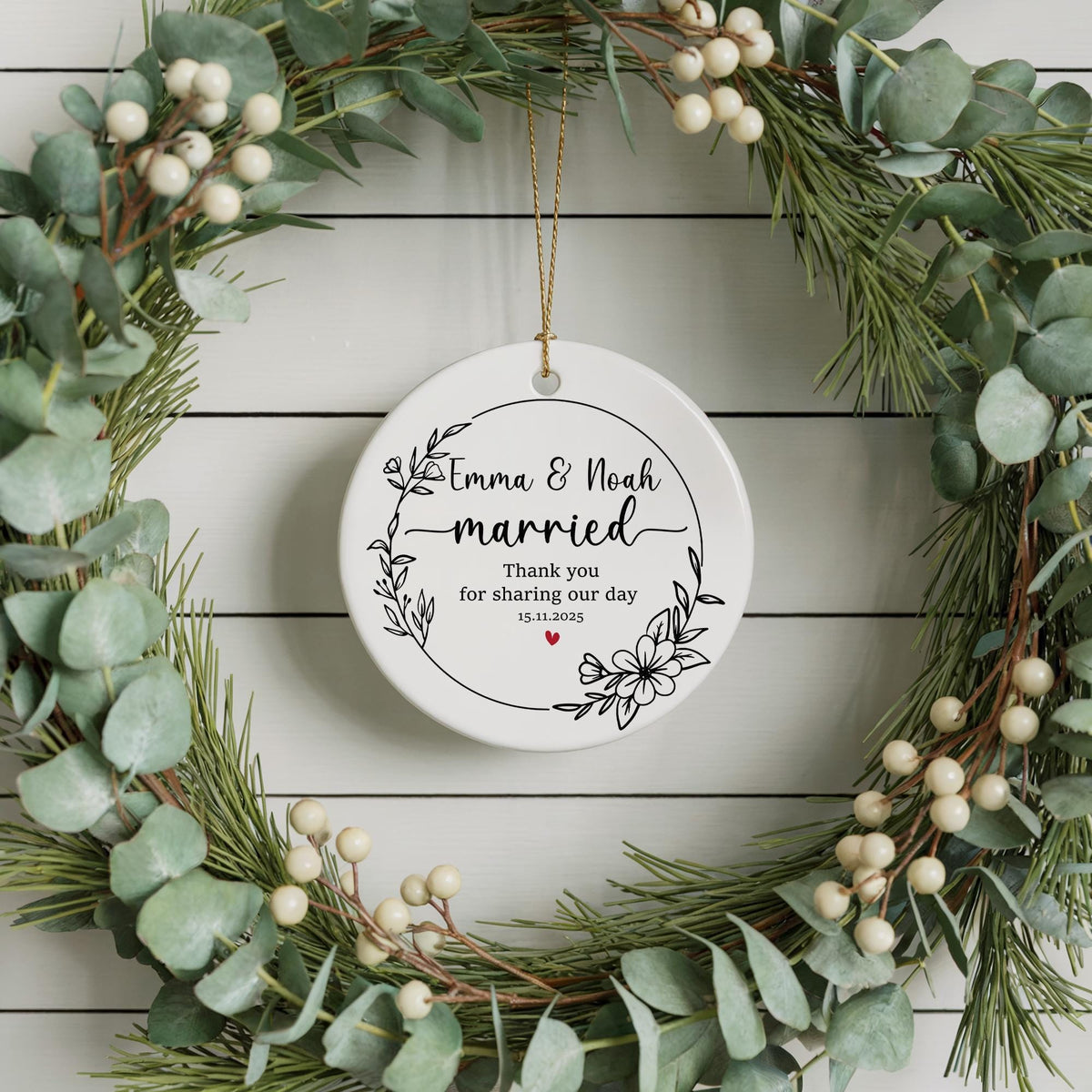 Personalized Wedding Ornament, Favor For Guests Ornaments, Custom Name Married Keepsake