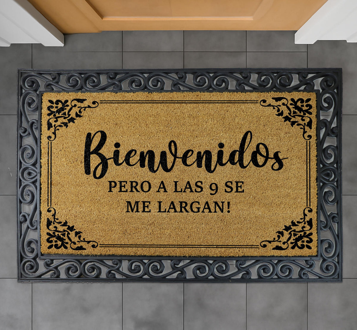 Bienvenidos Pero A Las 9 Se Me Largan Doormat, Funny Spanish Welcome Mat