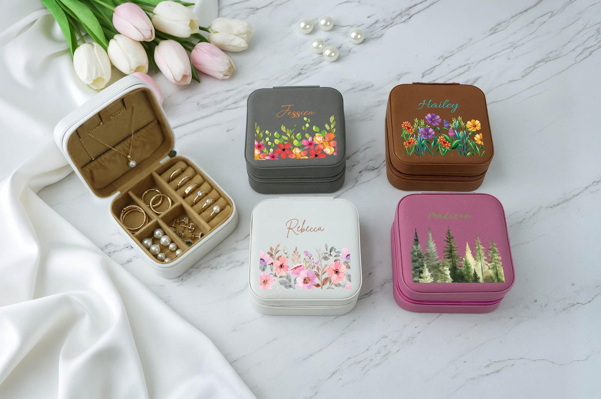Custom Name Floral Jewelry Box, Nature Lover Travel Accessory Box