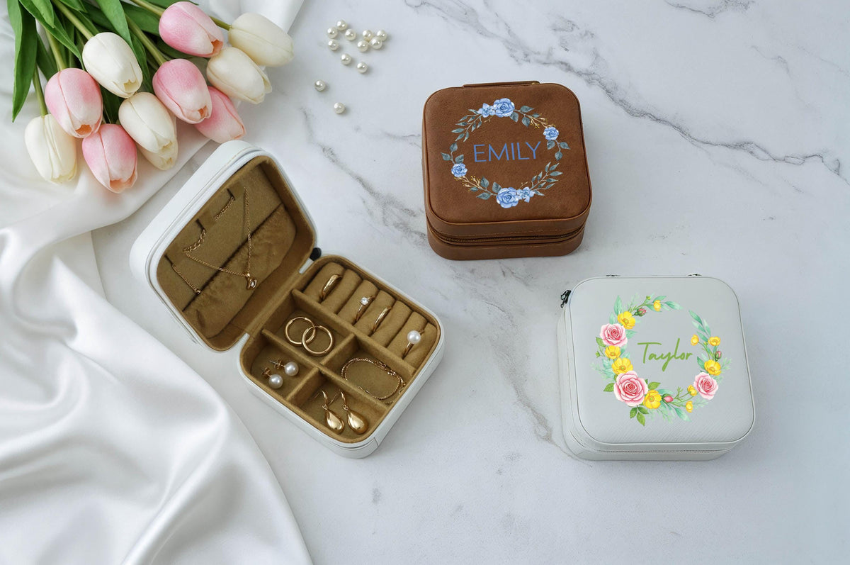 Personalized Floral Wreath Design Jewelry Box, Matching Bridesmaids Accessory Box