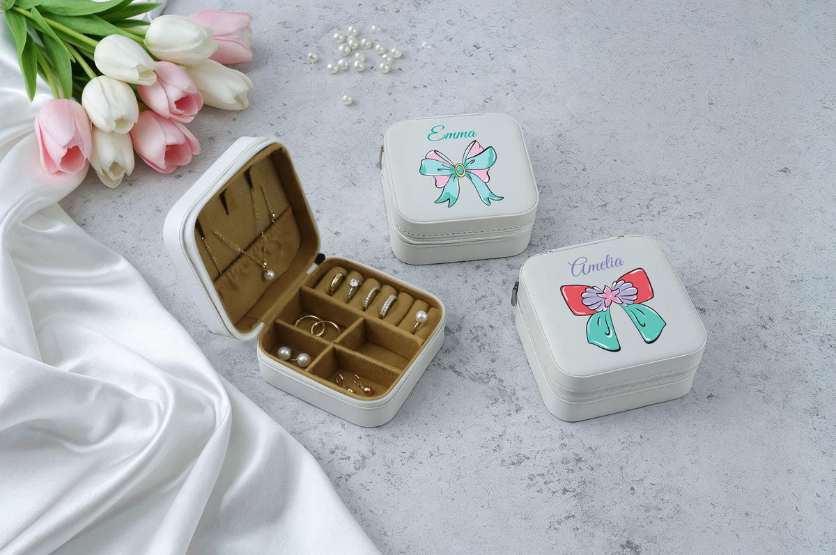 Custom Name Coquette Design Jewelry Box, Leatherette Bacheloratte Party Favor