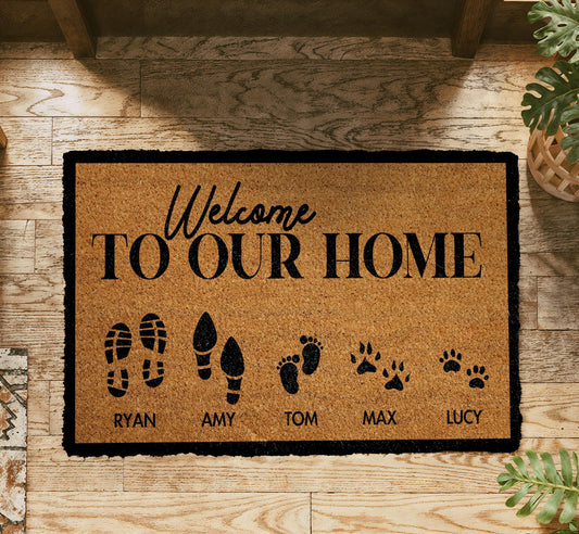 Custom Family Name Doormat, Personalized Welcome Mat with Pet Paw Prints, Outdoor Porch Rug