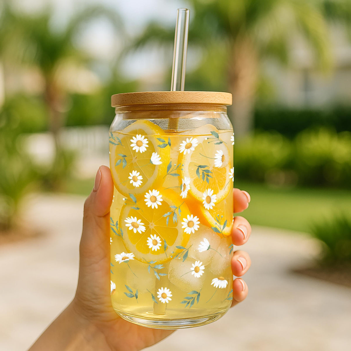 Daisy Glass Tumbler, Nature Lover Eco Friendly Cup, Floral Iced Coffee Glass Cup
