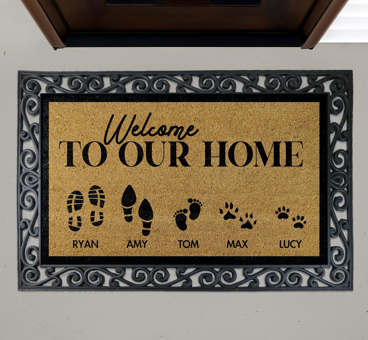 Custom Family Name Doormat, Personalized Welcome Mat with Pet Paw Prints, Outdoor Porch Rug