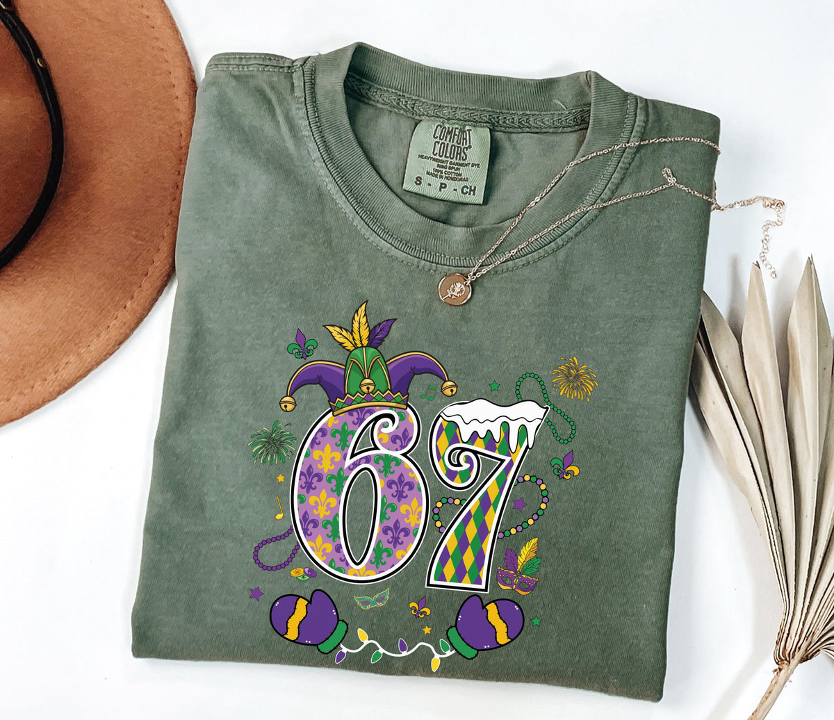 6 7 Mardi Gras Comfort Colors® Shirt, New Orleans T-Shirt, Funny Mardi Gras Carnival Shirt, Six Seven Purple Green Gold Festival Tee