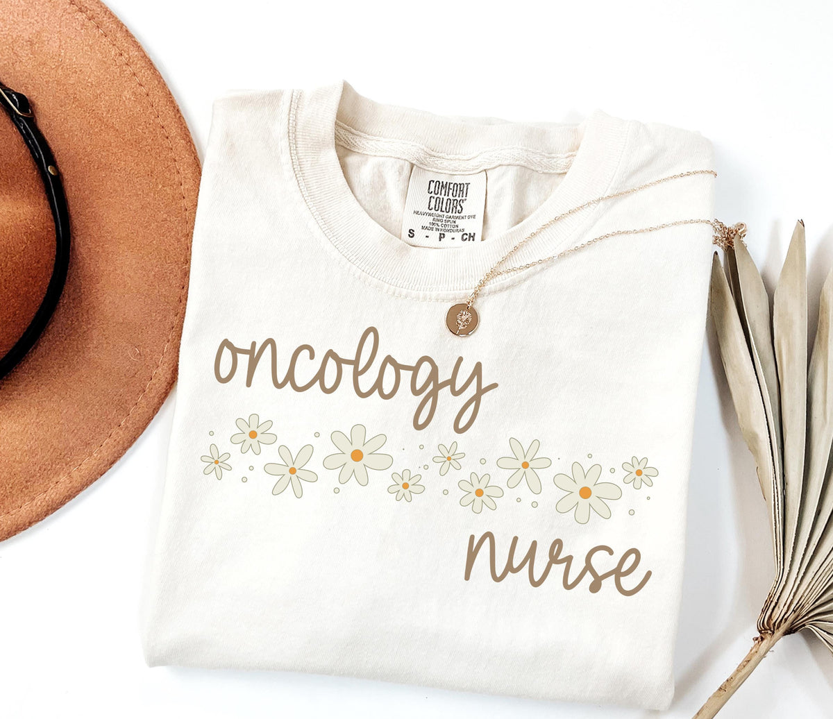 Oncology Nurse Comfort Colors® Shirt, Floral Cancer Nurse T-shirt, Daisy Flowers Nursing Tee, Cancer Awareness Crewneck, ONC Graduation Gift