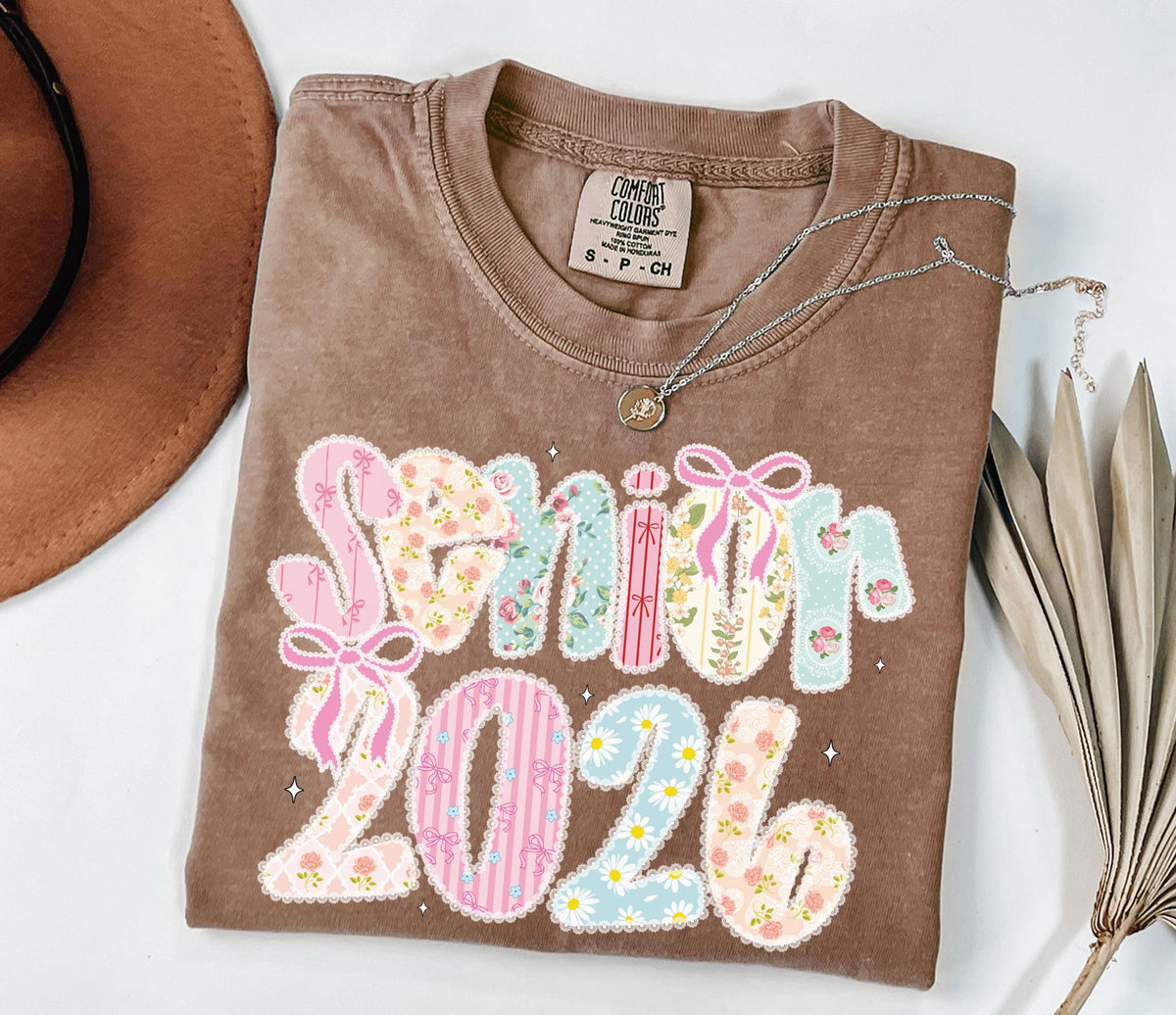 Comfort Colors® Senior 2026 Shirt, Coquette Graduate 2026 T-Shirt, Floral High School Senior Tees, Preppy Senior Tee, Graduation Gift