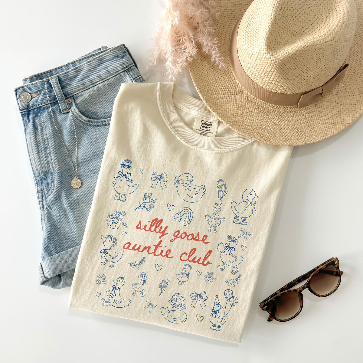 Comfort Colors® Silly Goose Auntie Shirt, Coquette Bow Aunt Tee, Goose Lover Auntie Gift, New Aunt Tees, Pregnancy Announcement T-shirt