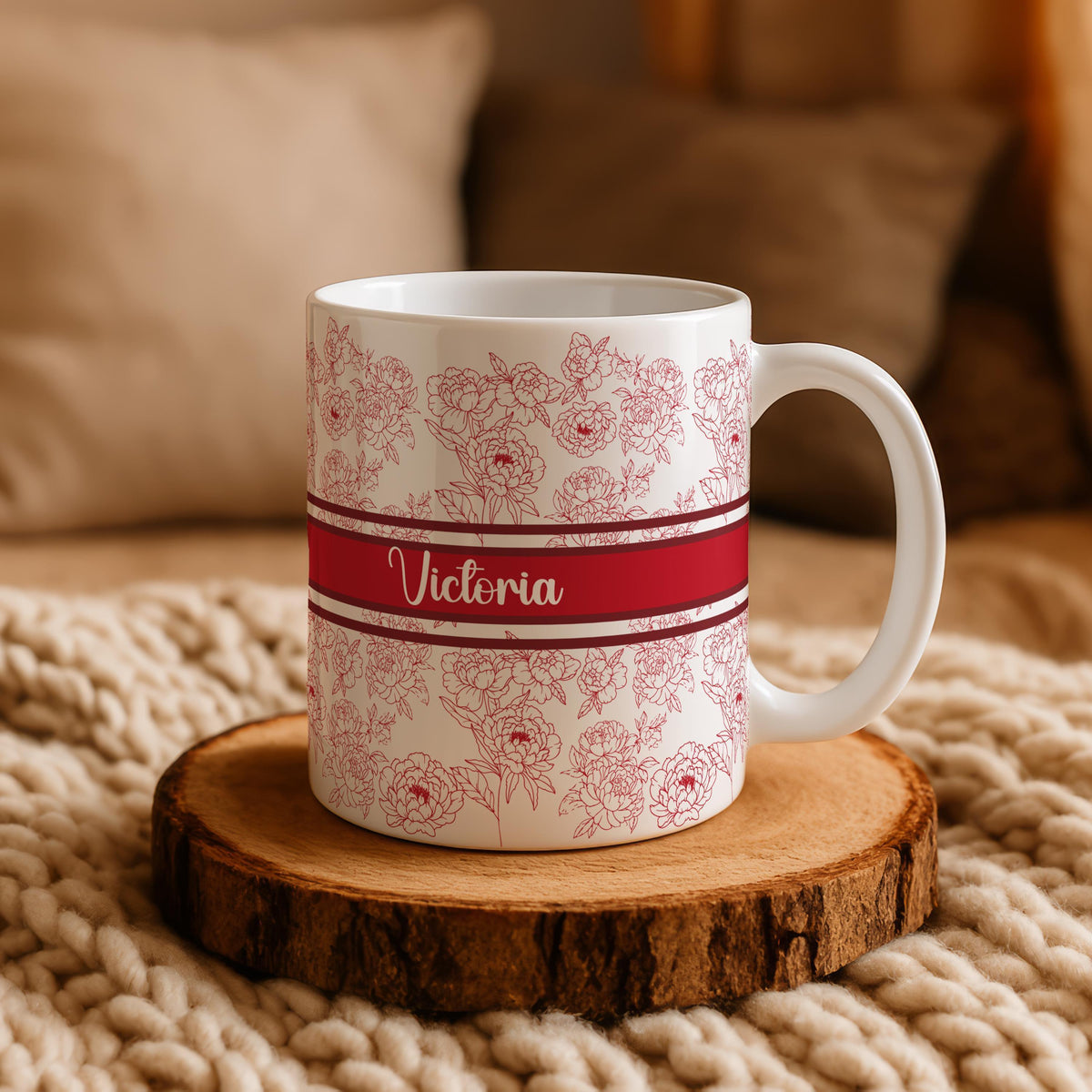 Customizable Delicate Flower Pattern Mug, Elegant Mother's Day Gift
