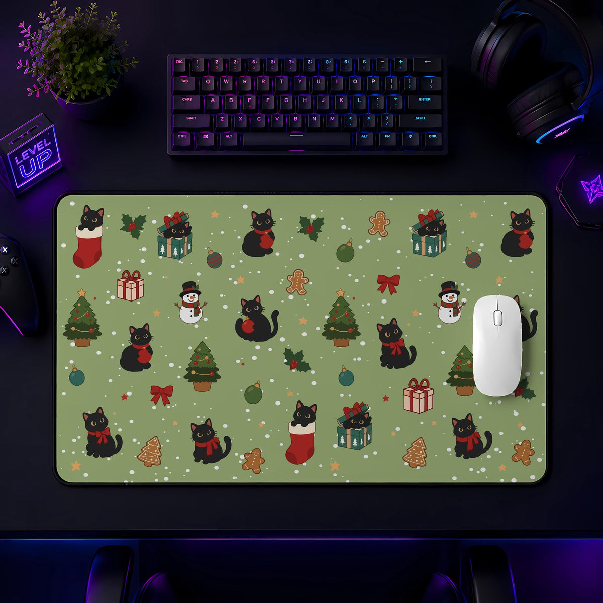 Black Cat Christmas Desk Mat, Holiday Gaming Mouse Pad (3mm Thick)