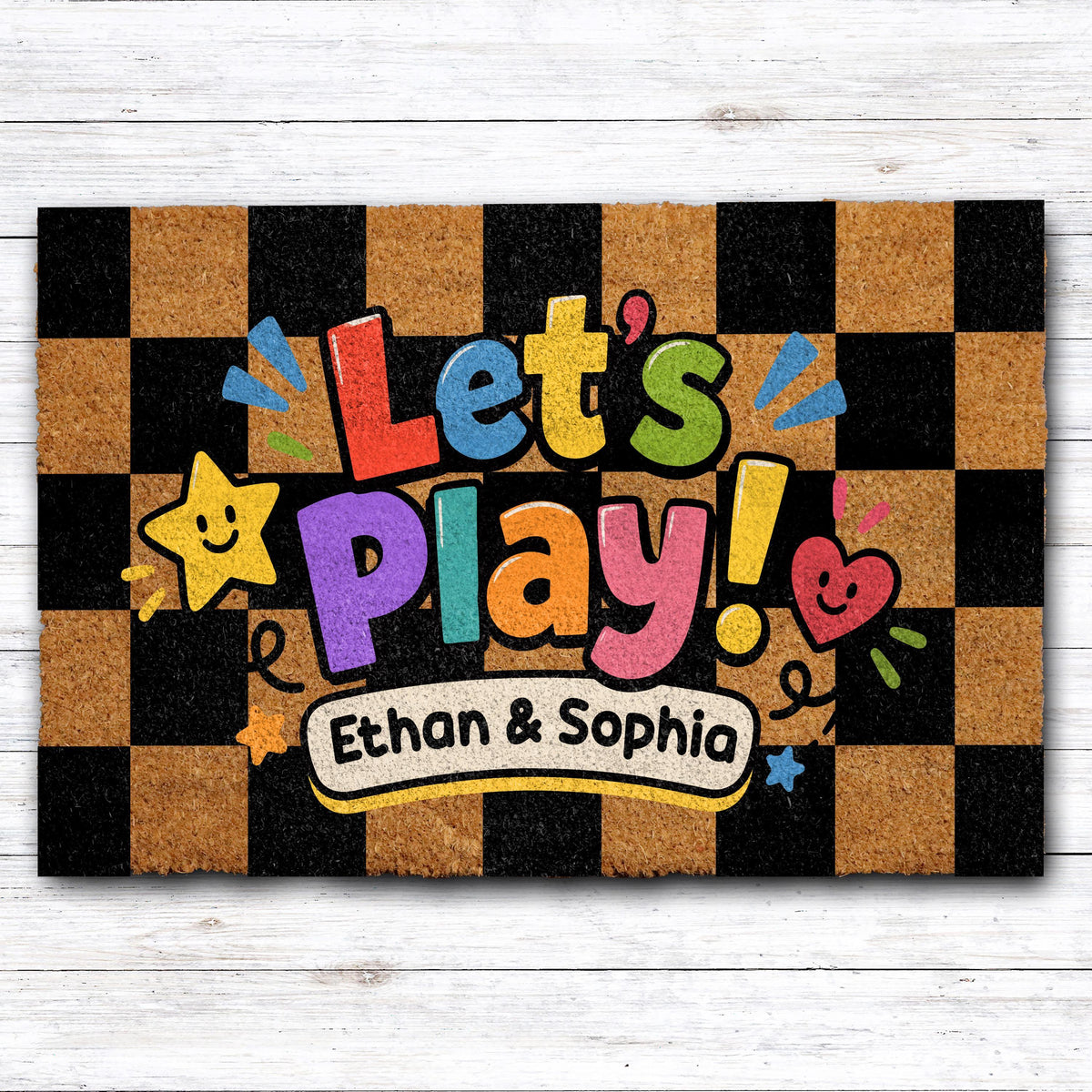 Checkered doormat with "Let’s play" lettering and personalized names