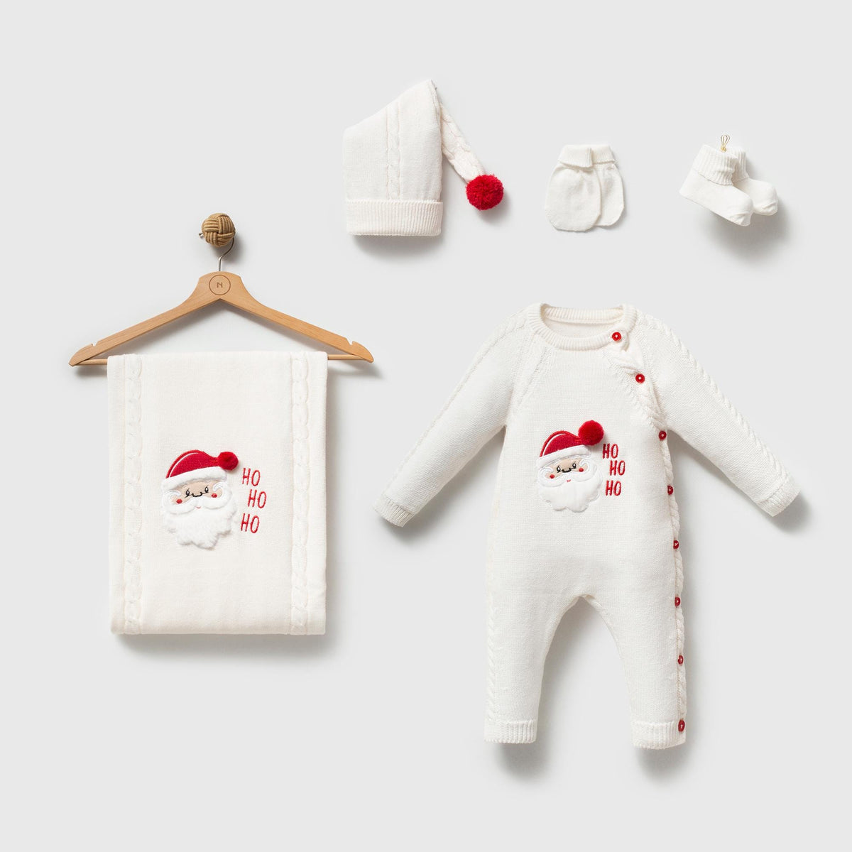 Knit Baby Christmas Outfit, Knitted Newborn Santa Romper, Newborn Gift Box, New Baby Gift Box, Baby Shower Gift