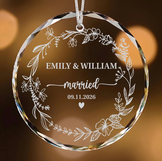Personalized Married Wedding Ornament, Newlywed Name & Date Keepsake